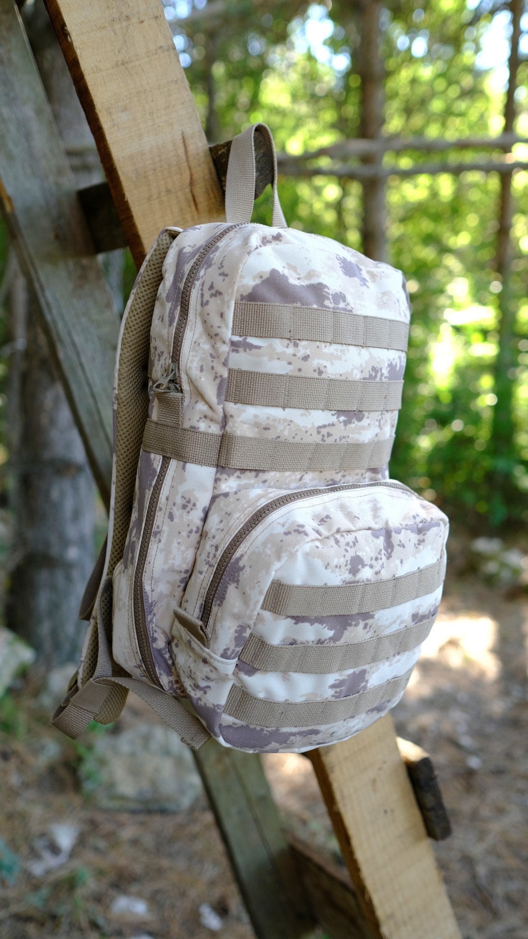 8-10 L Desert Camo Tactical Backpack